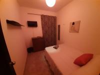 664349405:  en Cádiz