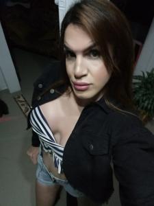 693257599: Transexual en Tarragona