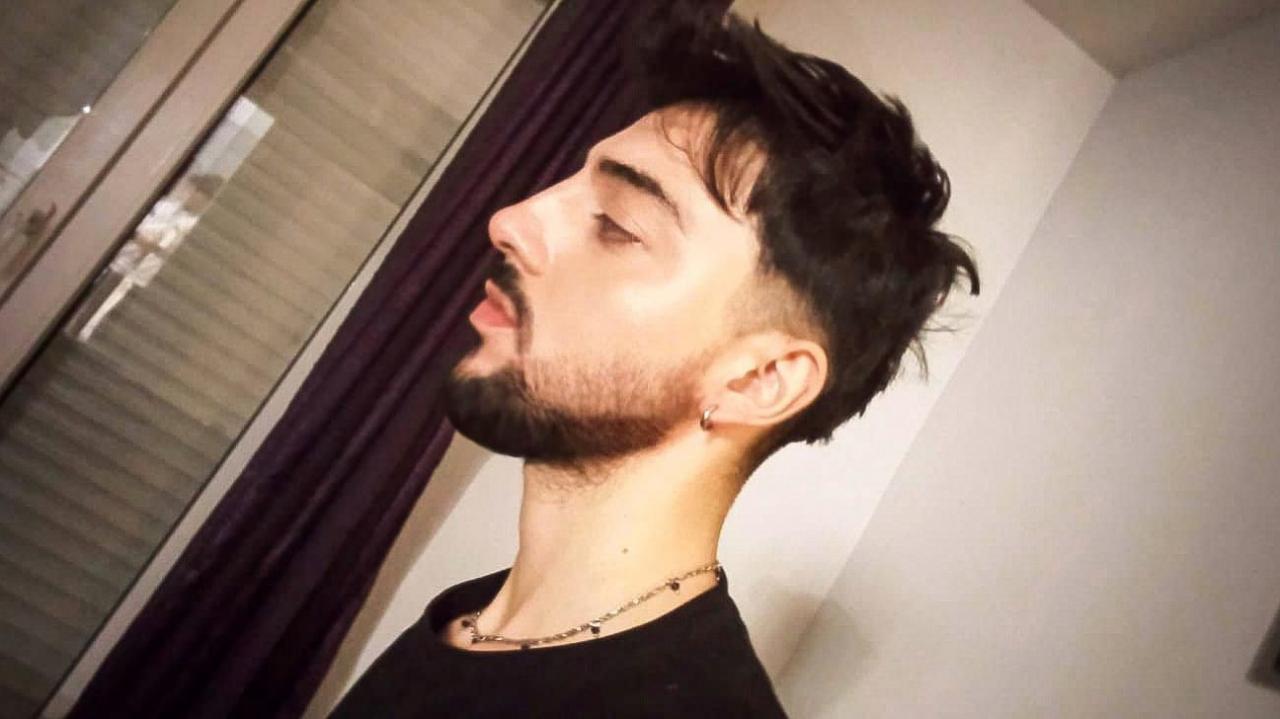 637705099: Chico busca chica en Navarra