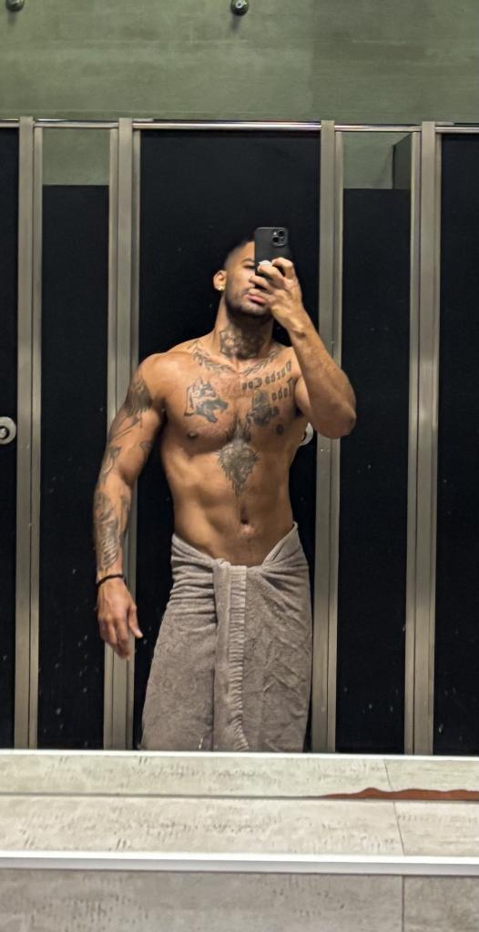 Chico busca chica en Málaga: 