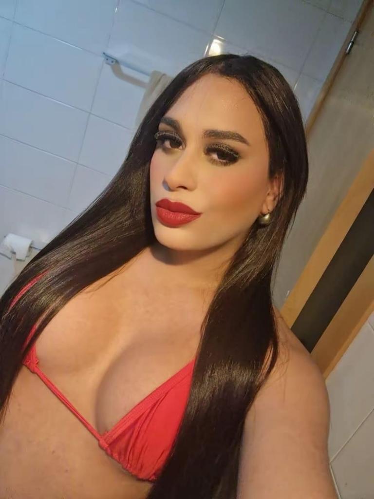 611275347: Travesti en Cantabria