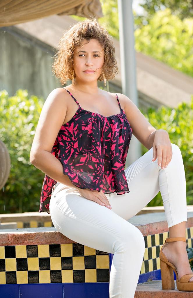 613832410: Chica busca chico en Lérida