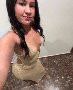 613693633: Chica busca chico en Málaga