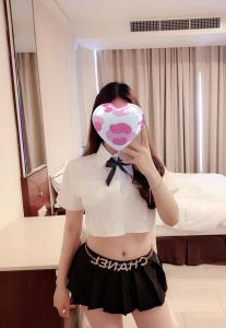 653079475: Chica busca chico en Valencia