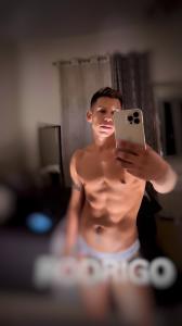 654979926: Chico busca chica en Valladolid