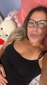 672579528: Chica busca chico en Valencia