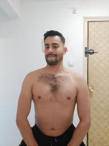 615974819: Chico busca chica en Barcelona