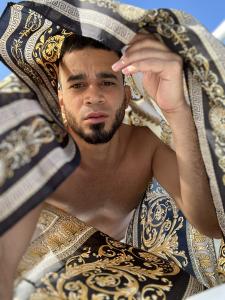 661002101: Chico busca chica en Barcelona