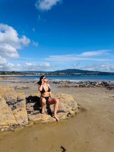 666341599: Chica busca chico en Barcelona