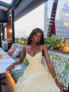 632410445: Chica busca chico en Barcelona