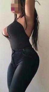 614077693: Chica busca chico en La Coruña