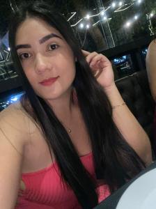 613859119: Chica busca chico en Madrid