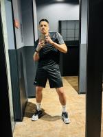 614772935: Chico busca chica en Sevilla