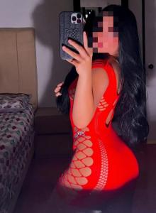 664026494: Chica busca chico en Tarragona