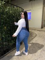 697752729: Chica busca chico en Madrid