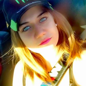 667549883: Chica busca chico en Asturias