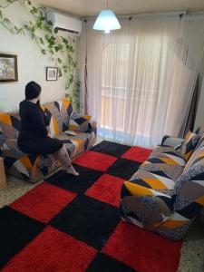 675758307: Chica busca chico en Zaragoza