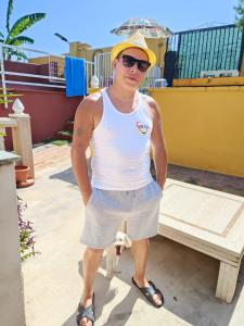 606026257: Chico busca chica en Valencia