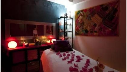 612282884: Chica busca chico en Valencia