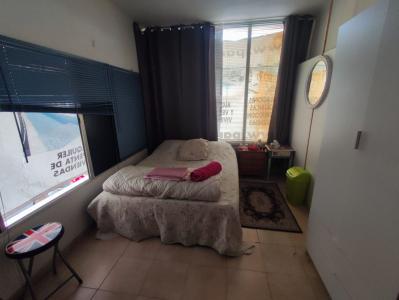 696842296:  en Barcelona