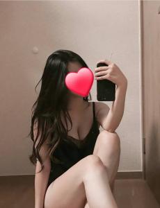 667377188: Chica busca chico en Madrid