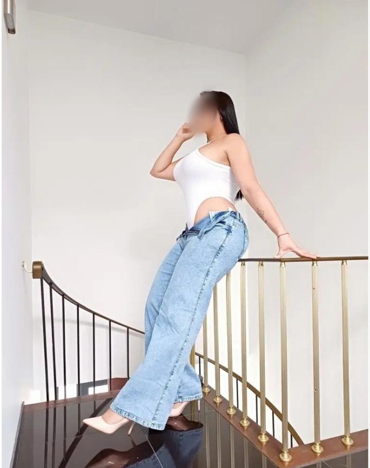 614928651: Chica busca chico en Lugo