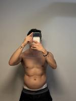 692543750: Chico busca chica en Barcelona