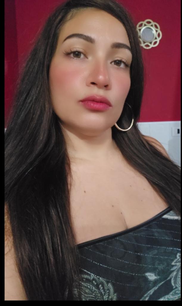 643302288: Chica busca chico en Lérida