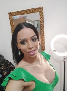 671125917: Transexual en Gerona