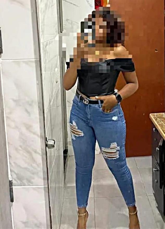 603313895: Chica busca chico en Sevilla