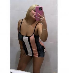 691461497: Chica busca chico en Barcelona