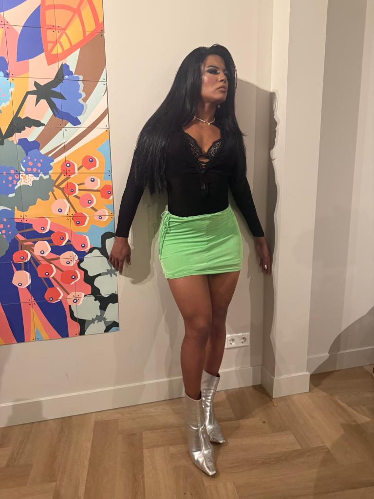 611201697: Transexual en Pontevedra