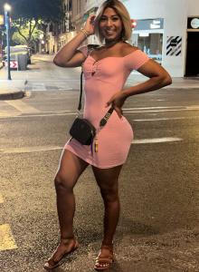 697633175: Transexual en Valencia