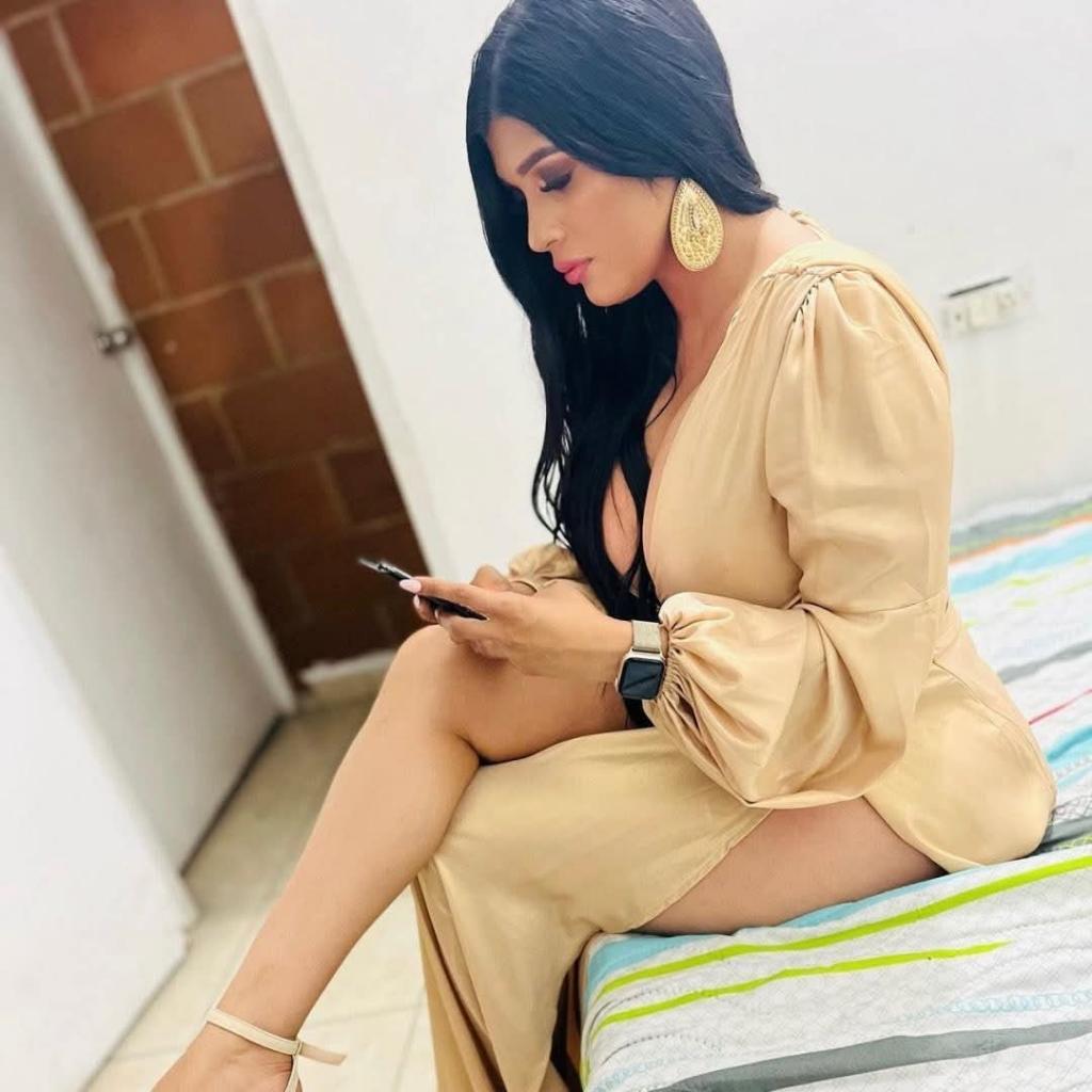 Chica busca chico en Granada: 