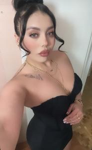 602104840: Chica busca chico en Orense