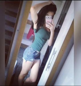 673841435: Chica busca chico en Madrid