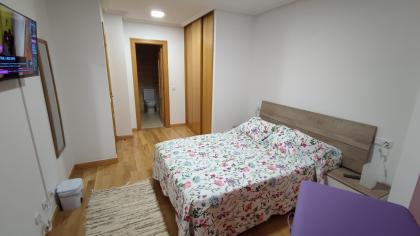 614370860:  en León