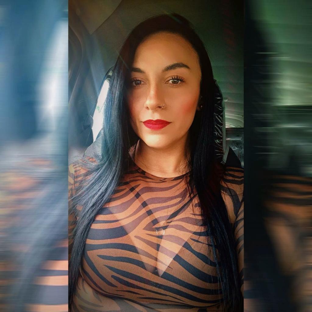 651059285: Chica busca chico en Barcelona