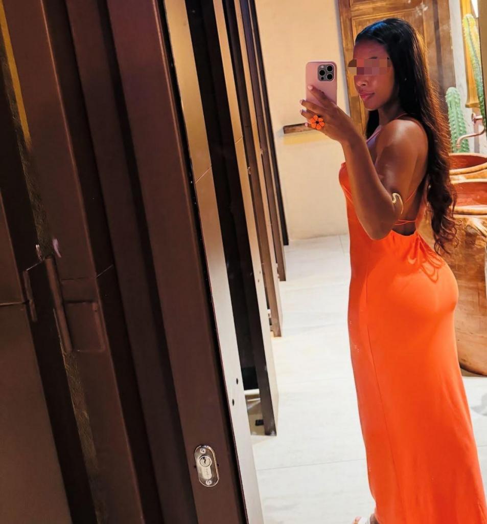 610173828: Chica busca chico en Pontevedra