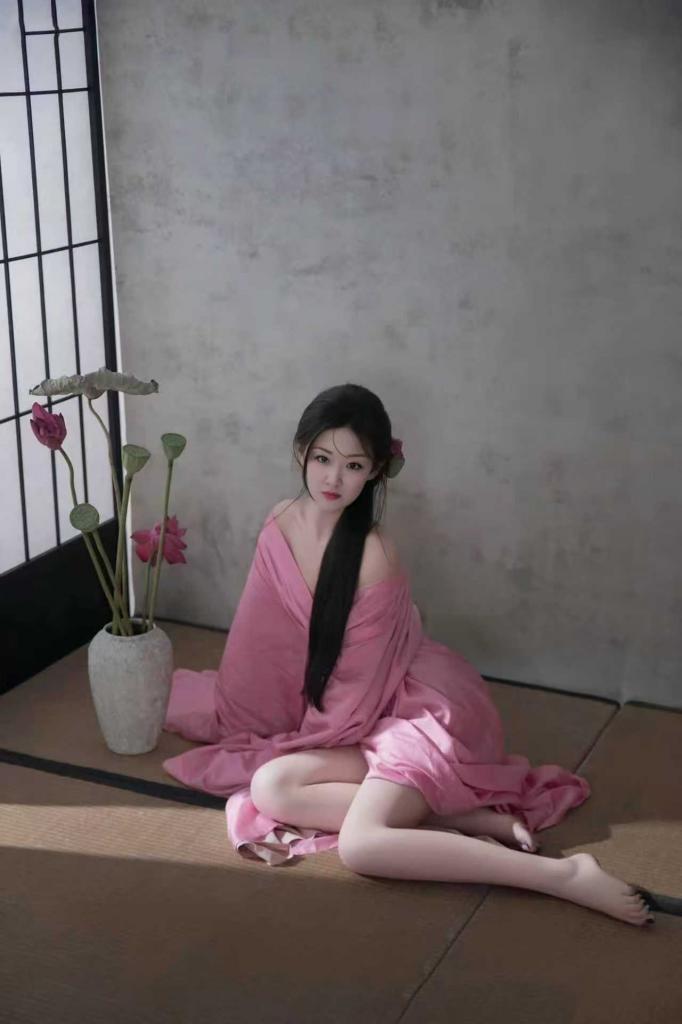 627886330: Chica busca chico en Asturias