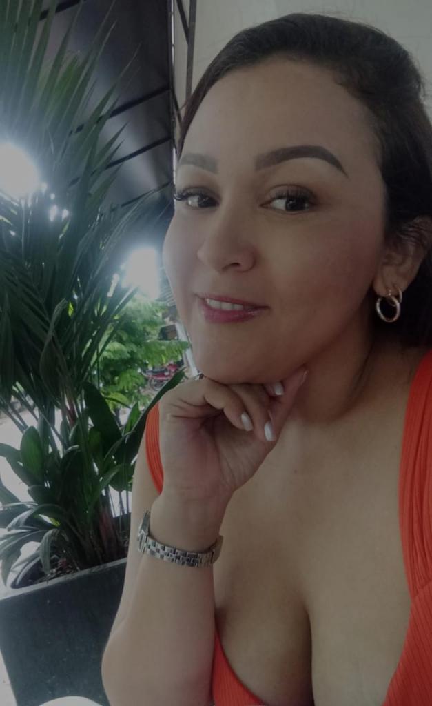 Chica busca chico en Sevilla: 