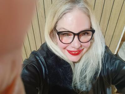 613898263: Chica busca chico en Valencia