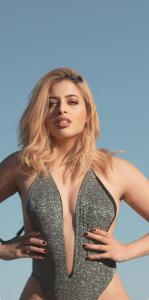 664189895: Chica busca chico en Madrid