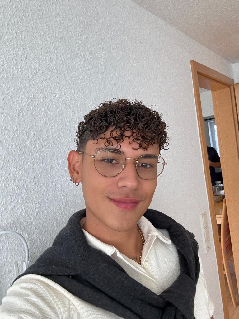 614858794: Chico busca chica en Córdoba