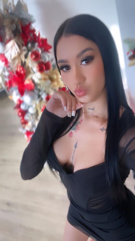 664189895: Chica busca chico en Madrid