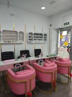 695782767: Chica busca chico en Barcelona