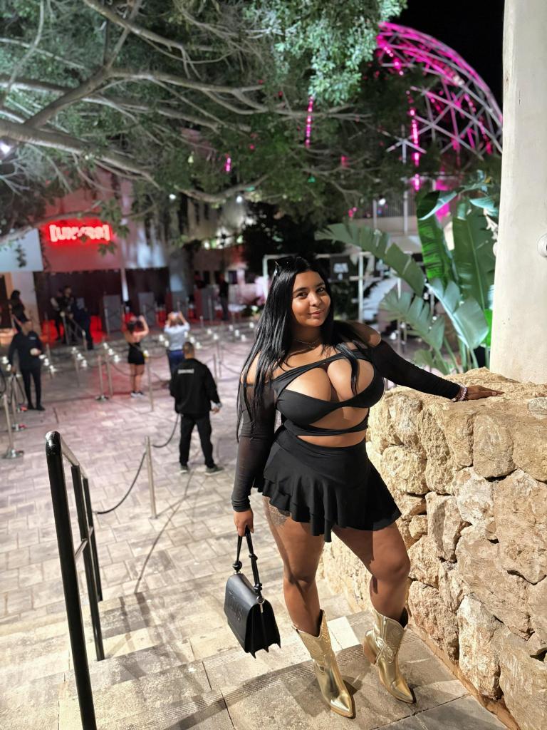 Chica busca chico en Jaén: Chica busca chico