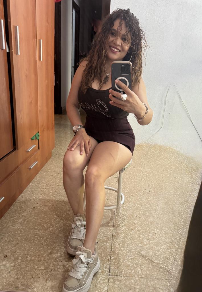 623586000: Chica busca chico en Salamanca