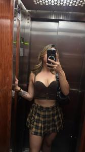 631742075: Chica busca chico en Barcelona
