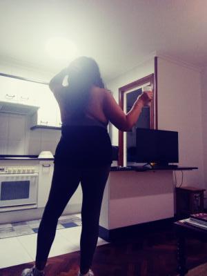 611166113: Chica busca chico en La Coruña